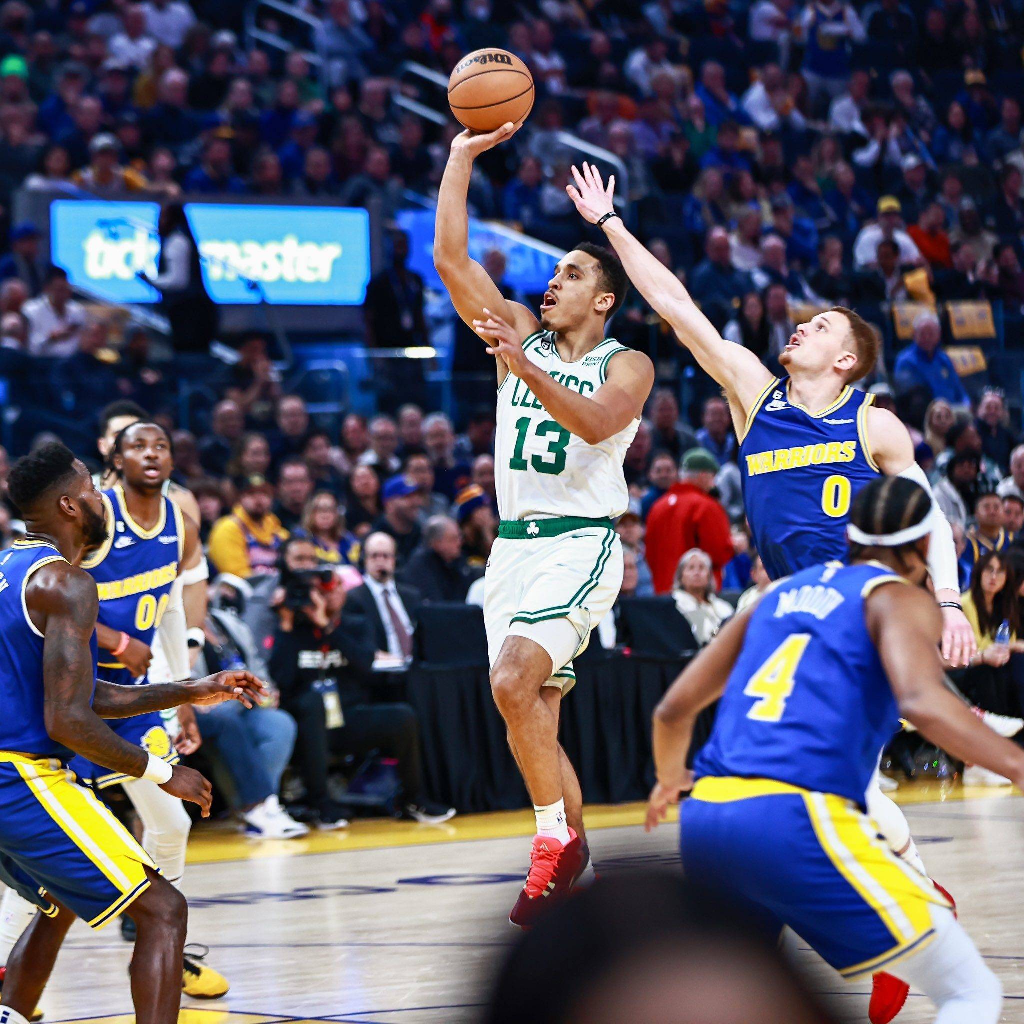 开拓者队发挥稳定，战胜强敌郑重打出交通的简单介绍