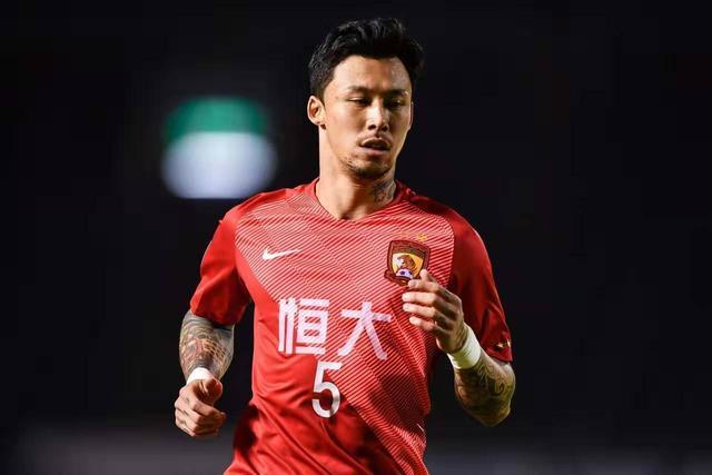 湖人战胜劲敌恒大，晋级之路畅通无阻！